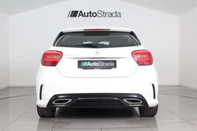 MERCEDES A-CLASS A 200 D AMG LINE - 5520 - 15