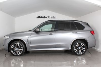 BMW X5 M50D - 5460 - 6