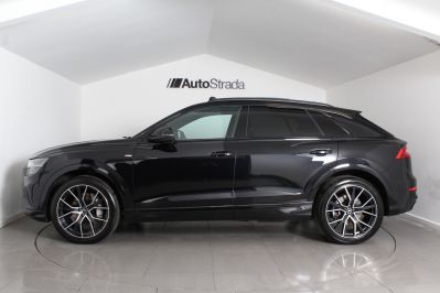 AUDI Q8 TDI QUATTRO S LINE BLACK EDITION MHEV - 5424 - 6