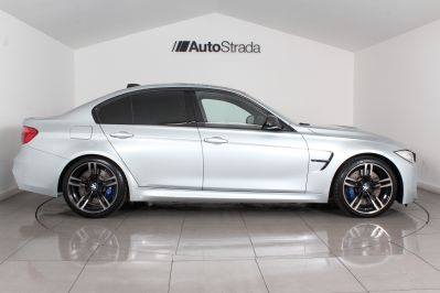 BMW 3 SERIES M3 - 5456 - 5