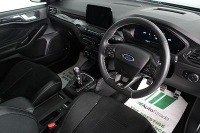 FORD FOCUS 2.3 ST - 5640 - 2