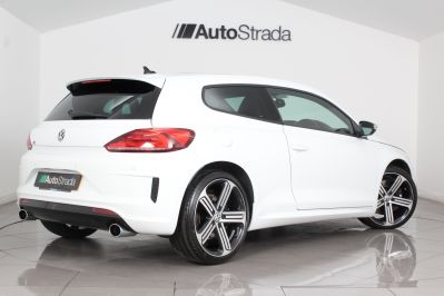 VOLKSWAGEN SCIROCCO R TSI DSG - 5515 - 7