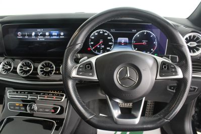 MERCEDES E-CLASS E 220 D AMG LINE PREMIUM PLUS - 5496 - 18