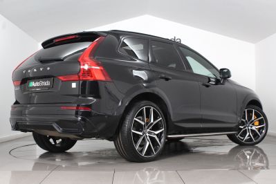 VOLVO XC60 RECHARGE T8 POLESTAR ENGINEERED AWD - 5622 - 7