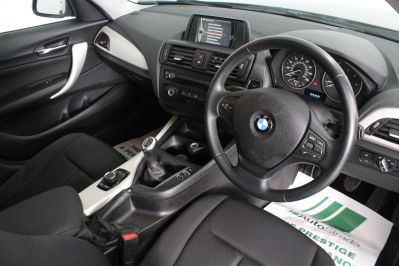 BMW 1 SERIES 2.0 118D SE - 5598 - 2