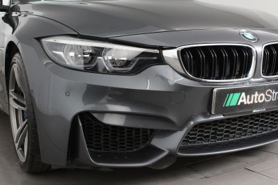 BMW M4 BITURBO DCT - 5373 - 64