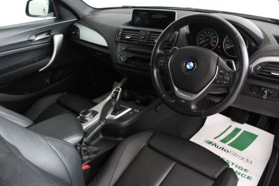 BMW 1 SERIES M135I - 5421 - 2