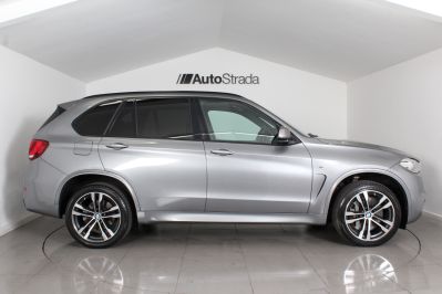 BMW X5 M50D - 5460 - 5