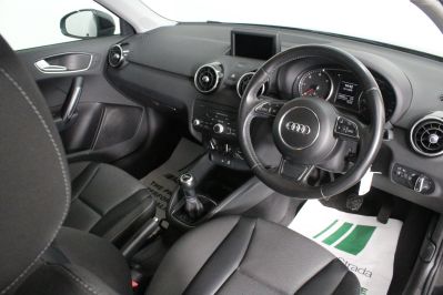 AUDI A1 TDI SPORT - 5654 - 2