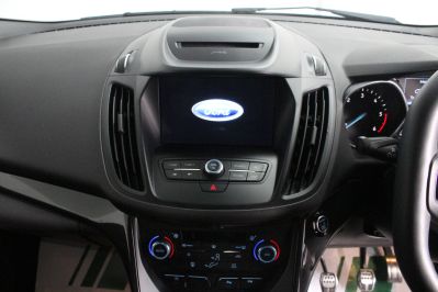 FORD KUGA ST-LINE TDCI - 5656 - 24