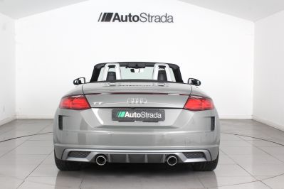 AUDI TT TFSI S LINE - 5472 - 8