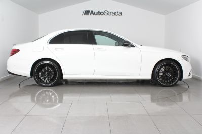 MERCEDES E-CLASS E 350 D AMG LINE PREMIUM PLUS - 5653 - 5