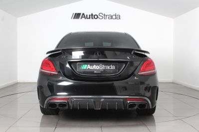 MERCEDES C63  AMG - 5524 - 8