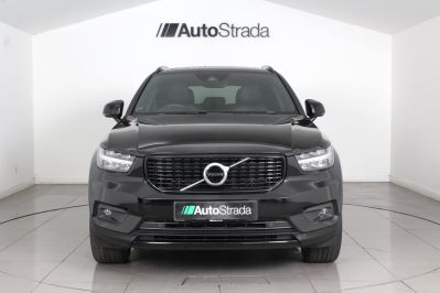 VOLVO XC40 RECHARGE T4 R-DESIGN - 5488 - 11