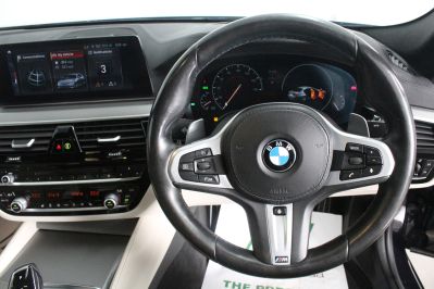 BMW 5 SERIES 530I M SPORT - 5549 - 18