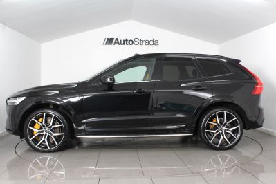 VOLVO XC60 RECHARGE T8 POLESTAR ENGINEERED AWD - 5622 - 6