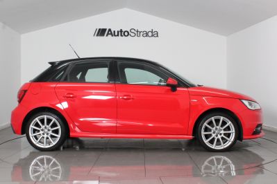 AUDI A1 SPORTBACK TFSI S LINE - 5566 - 5