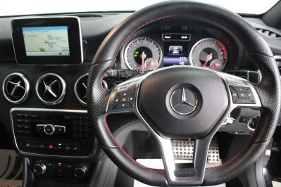 MERCEDES A-CLASS 1.6 A200 BLUEEFFICIENCY AMG SPORT - 5619 - 18