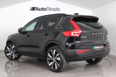 VOLVO XC40 RECHARGE T4 R-DESIGN - 5488 - 9