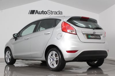 FORD FIESTA ZETEC - 5600 - 17