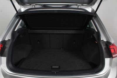 VOLKSWAGEN TIGUAN SE TDI BLUEMOTION TECHNOLOGY 4MOTION DSG - 5441 - 63