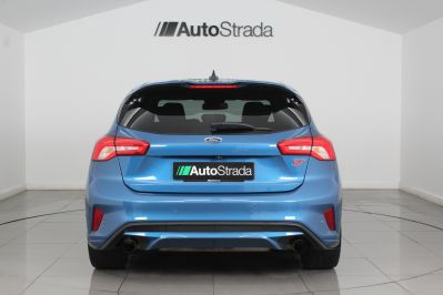 FORD FOCUS 2.3 ST - 5640 - 9